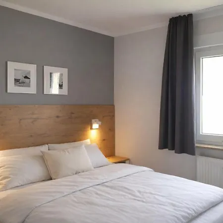 Apartamento Reriker-strasse-18-eg-rechts *